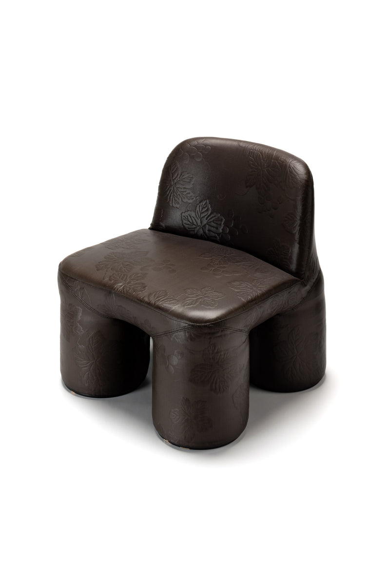 ZO Lounge Chair GRAPE – HOSOO ONLINE STORE